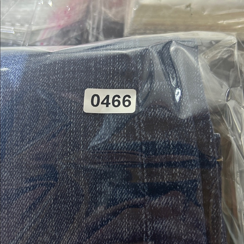 AG Adriano Goldschmeid Blue Jeans (The Graduate) (Tailored Leg) 
(Men’s 40 x 32) - Picture 11 of 11